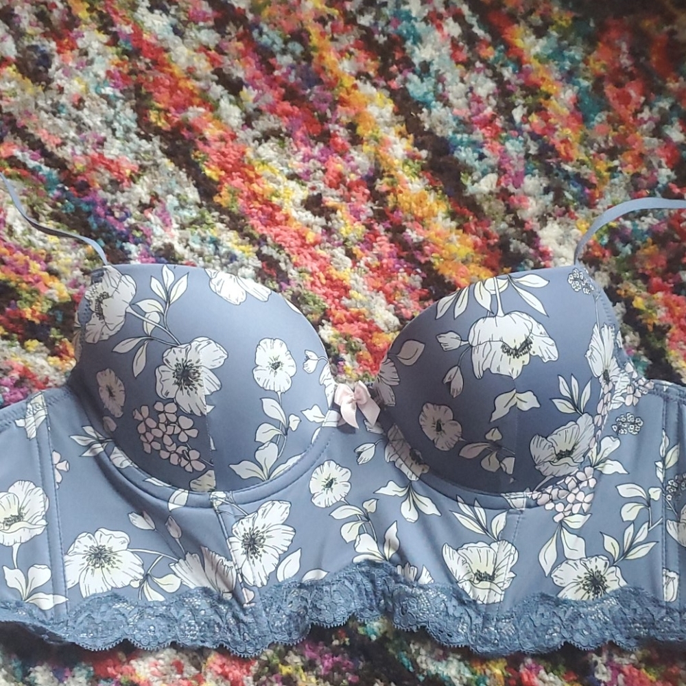 Adore Me Push Up